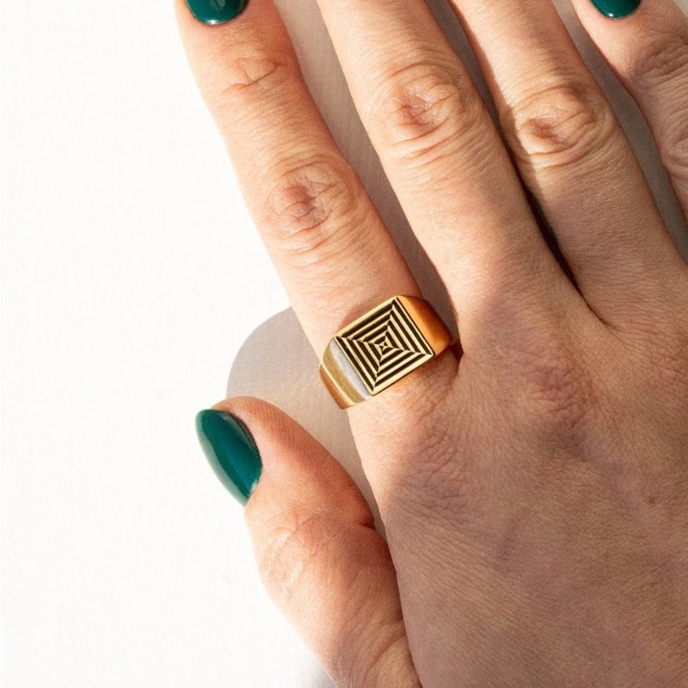 Gilbert Portal Ring